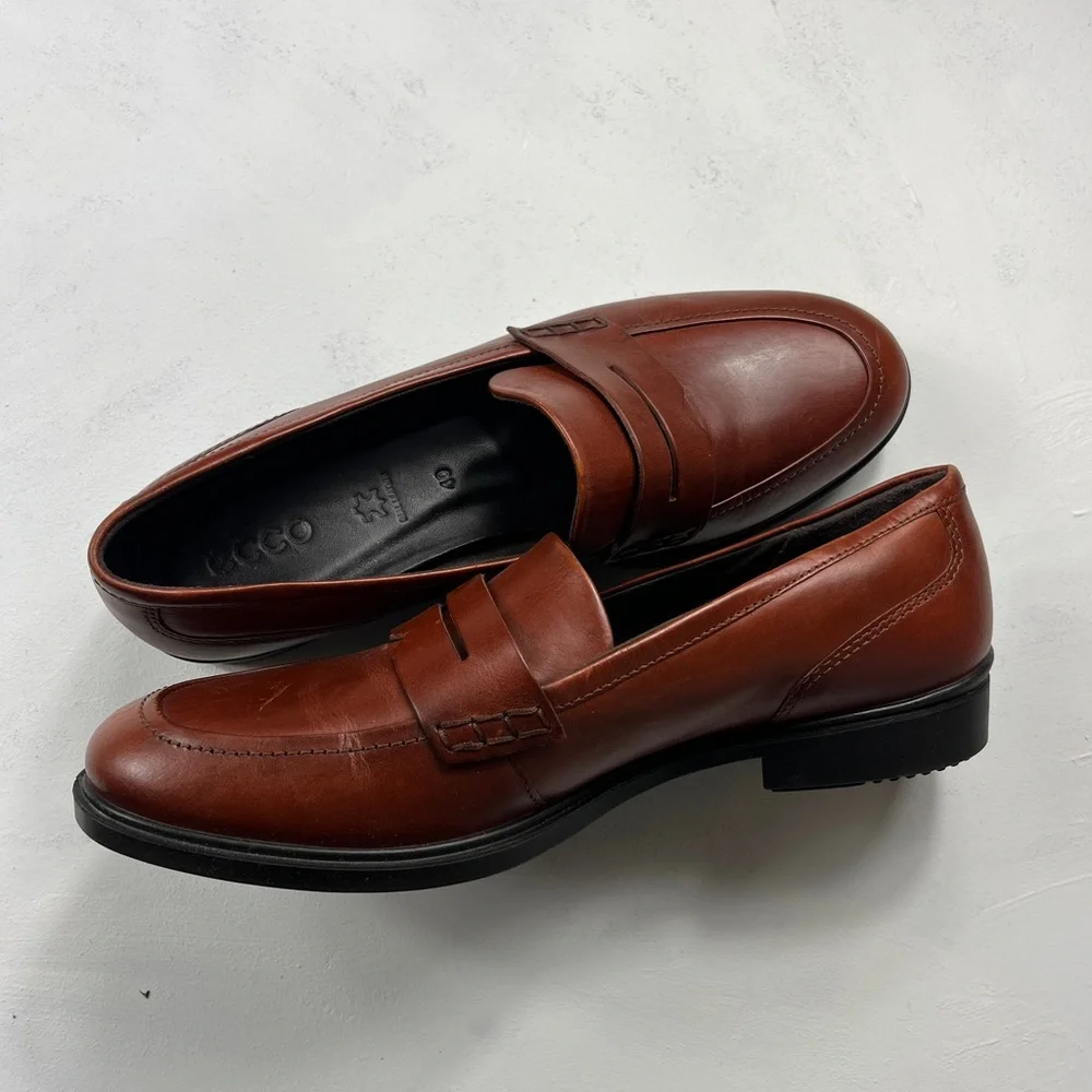 Ecco Rich Brown Leather Slip-On Loafers